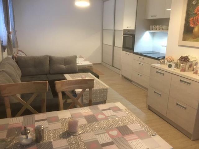 Apartman Filipovice S Letni Terasou Екстер'єр фото